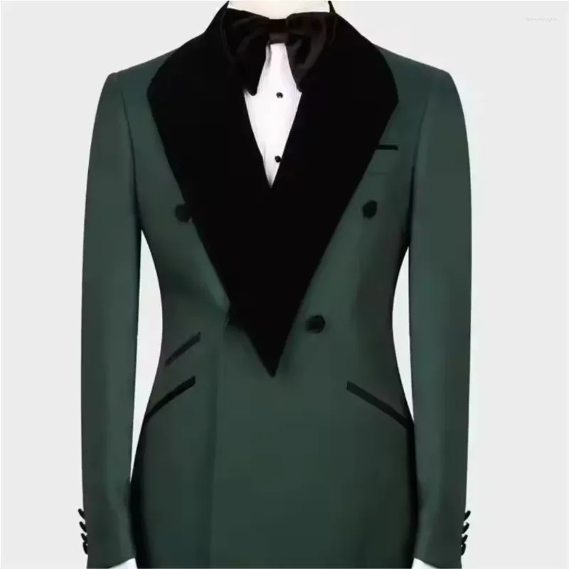 Herrenanzüge Luxusgrün für Männer 2 -teilige Jacke Hose Doppelbrustes schwarzes Schal Revers Casual Clothing täglich Full Set Hochzeitsbräutigam