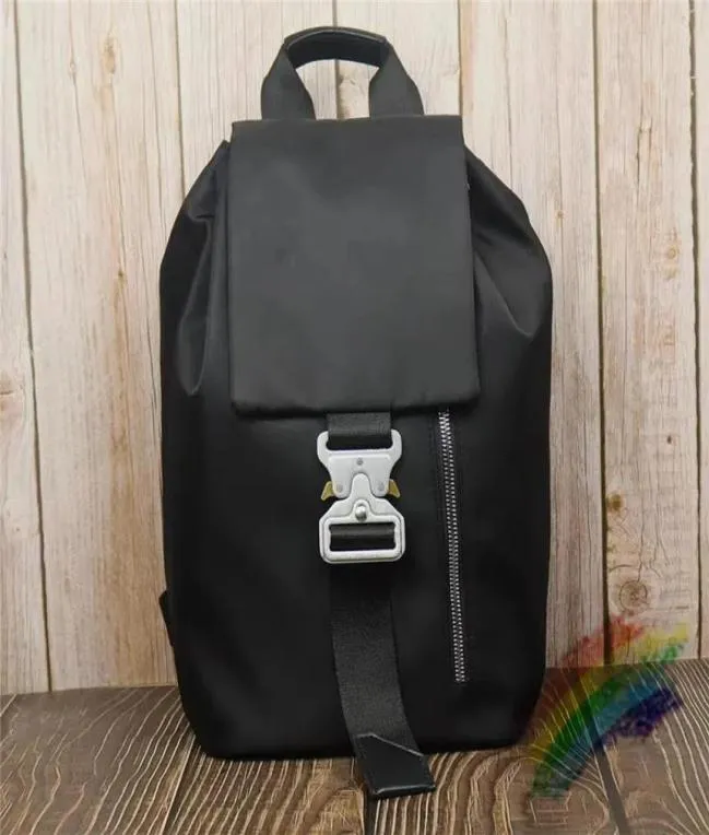 1017 Alyx 9SM Rackpack Tank Nylon Menn039s сумки для плеча и рюкзак Black Fashion Rucksack Bags2280334