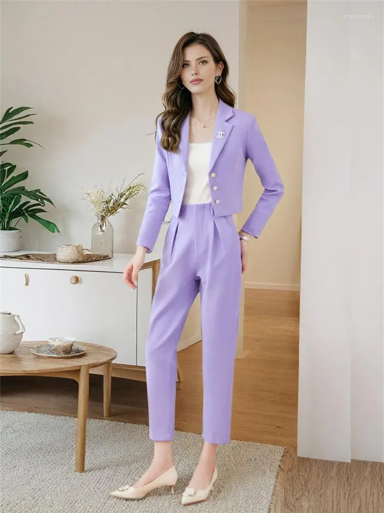 Frauen zweisteuelhafte Hosen Anzüge Blazer mit Langarm kurzer Kurzmantel elastischer Taille 2 Sets Bürodame Outifits Purple 2024 Frühling