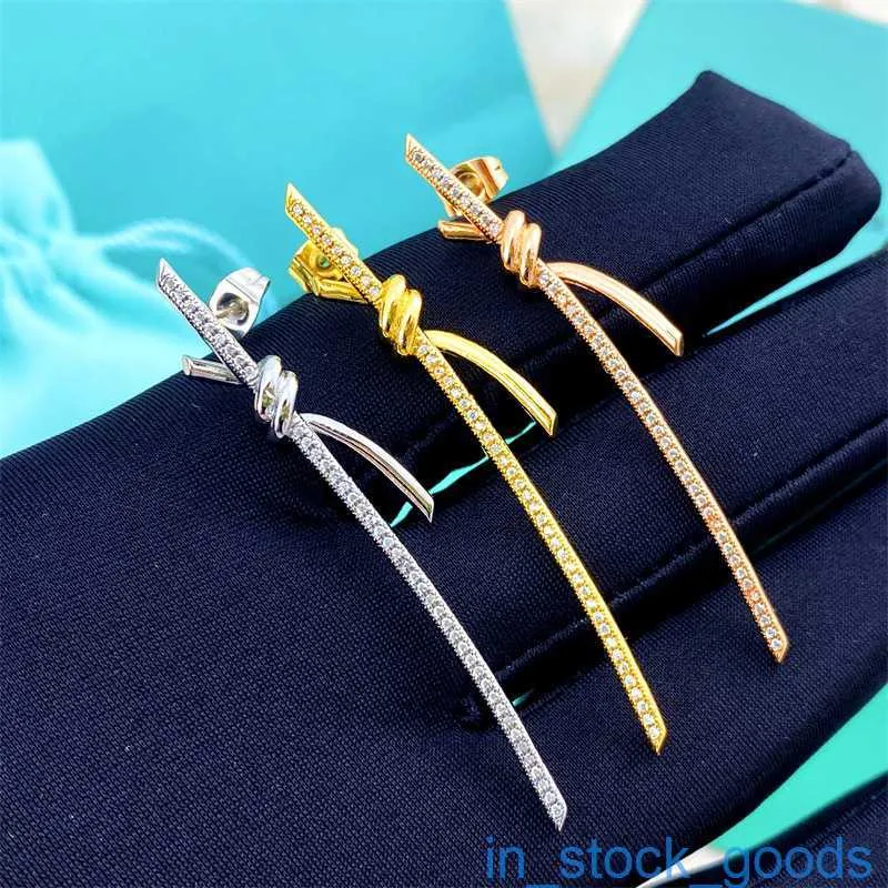 Top Grade Luxury Tifanccy Brand Designer Earring v Gold Plated Diamond Inlaid Knot Cord Knot Earrings for Womens High Quality Designers Jewelry