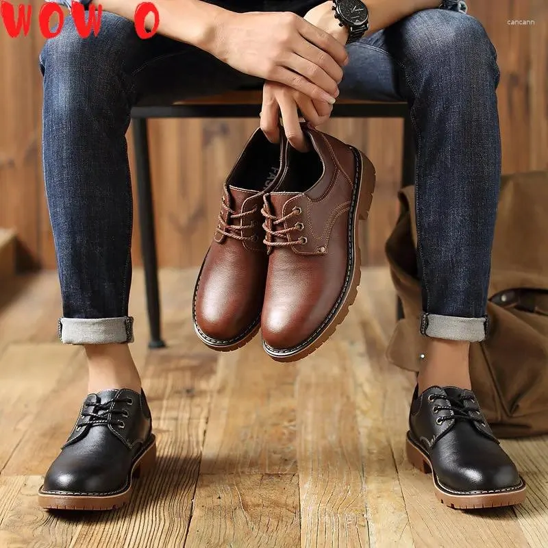 Freizeitschuhe echte Ledermänner Winter plus Samt Mann Schuhe braune männliche Stiefel für Designer Formal Oxford