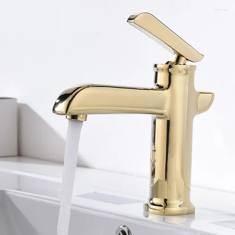 Rubinetti del lavandino del bagno design speciale dorato rubinetto del bacino d'oro