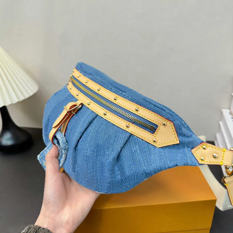 Denim Bum Sac Bumbag Designer Fanny Pack Women Mens Nécrorcoveaute Sac Vintage Lettre imprimé Couleur Clash Coffre Sacs de taille 240411