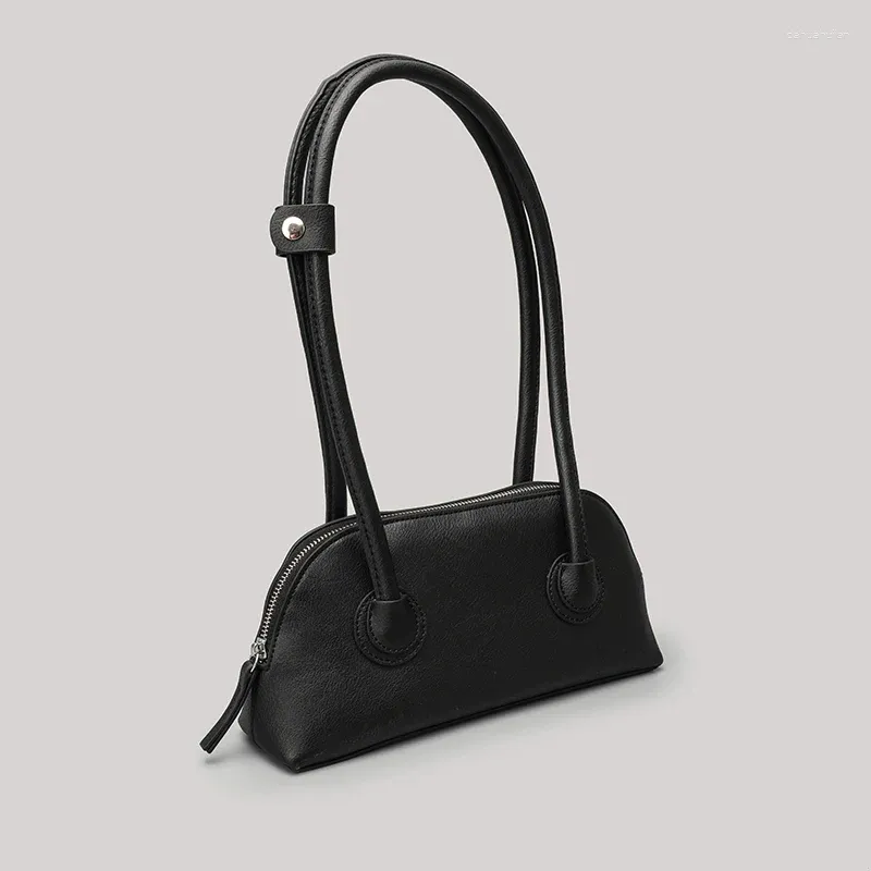 Bolsas de ombro 2024 Bola de marca feminina de moda e bolsa Lady Travel Tote Bag de estilo simples de couro PU pequeno para mulheres