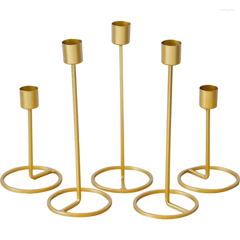 Bandlers 5pcs Iron Europe Holder Golden Creative Romantic Romantic Candlestick Table Decoration Festival Christmas Wedding Home Craft Decor