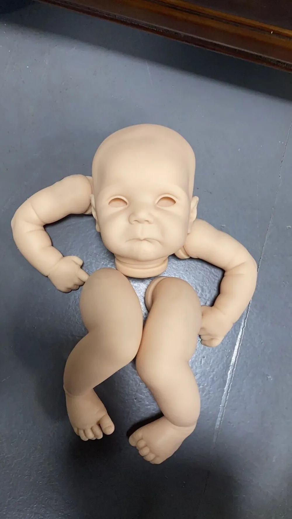 20inch Reborn Doll Kit Ducklin Soft Real Touch Fresh Color Unfinished Unpainted Doll Parts with Body and Eyes Bebe Reborn Kit