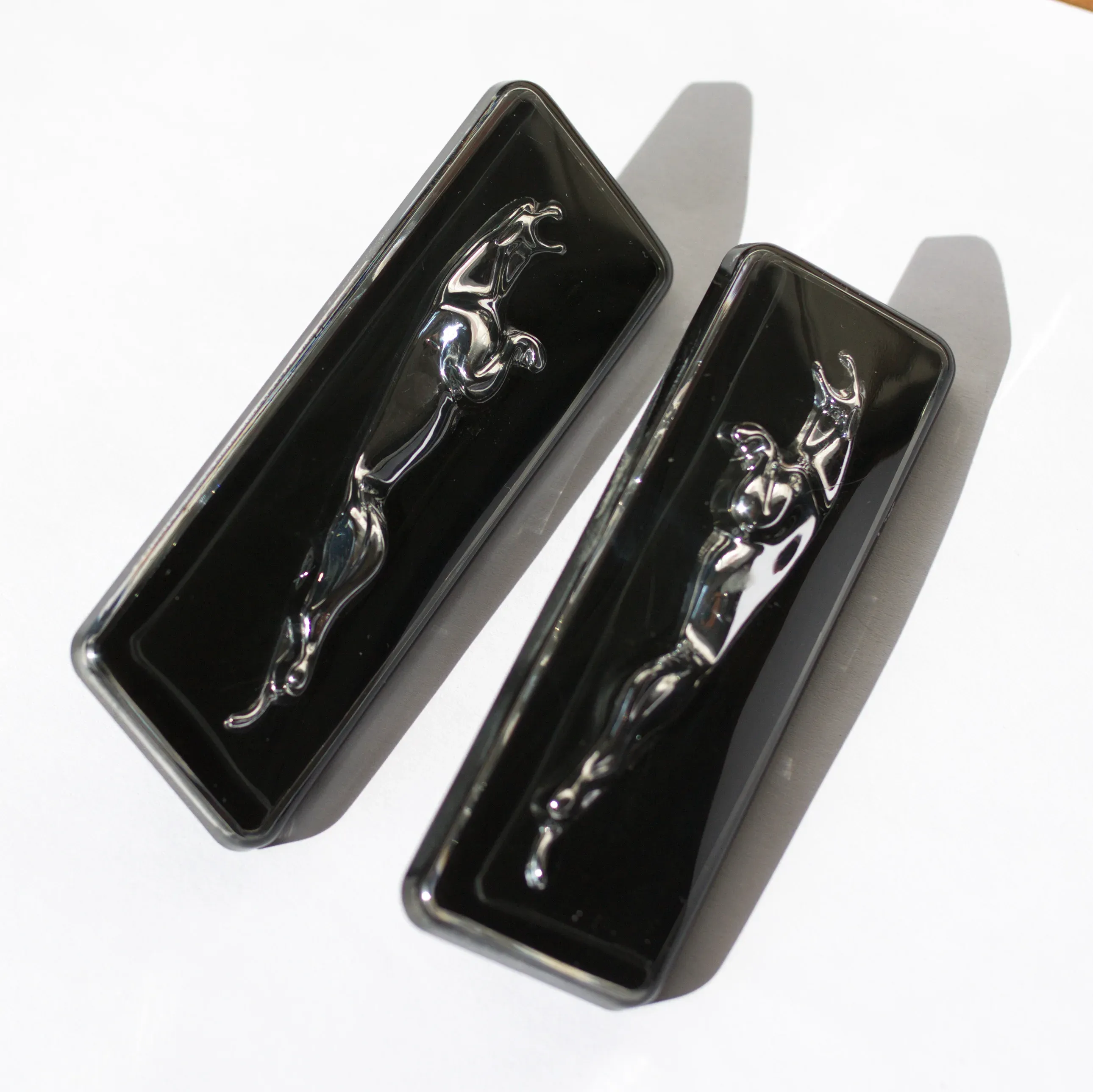 ジャガーワークス■SRO用フッド Jaguar Wing Badge Set: Front & Rear - Premium Replacement Badges