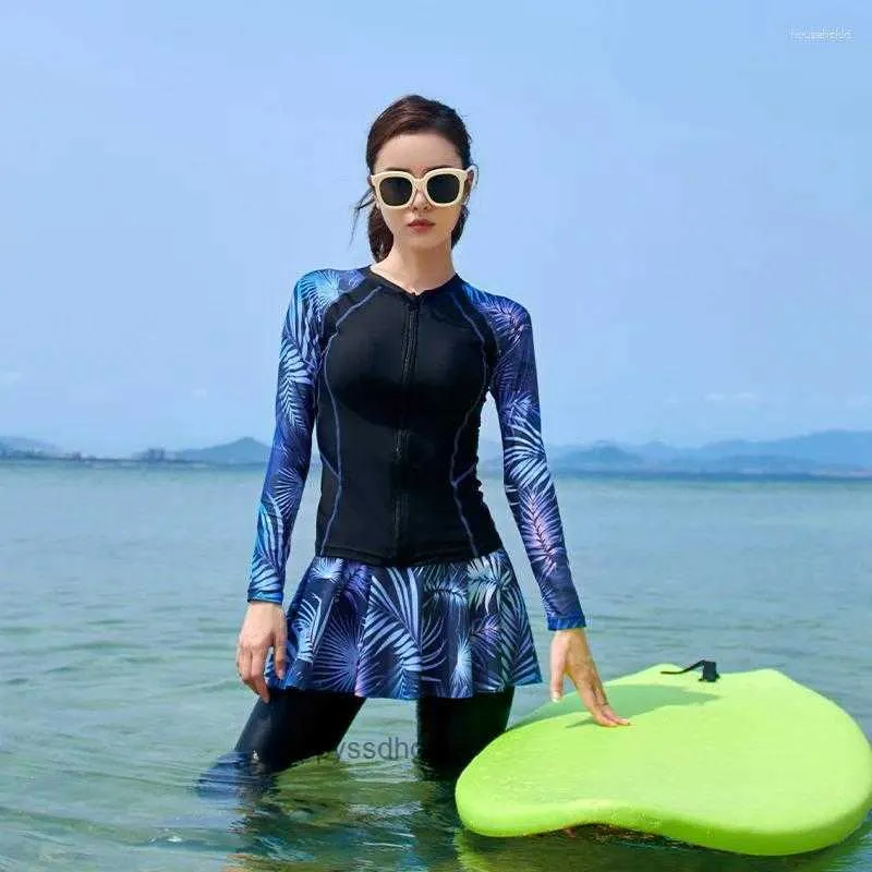 Mesas de banho feminina 2024 Mulheres saia de maiô de manga comprida calças de 4 peças Rash Guards Sol protetor solar Sport Surfing Suiting Snorkeling Diving Metrain