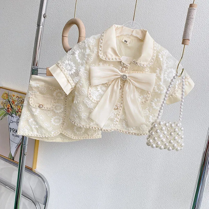 Девочная одежда установлена элегантная рубашка с цветочной блузкой и юбку для малышей Girl 2 Pcs одежда наборы летние наряды детей 240408