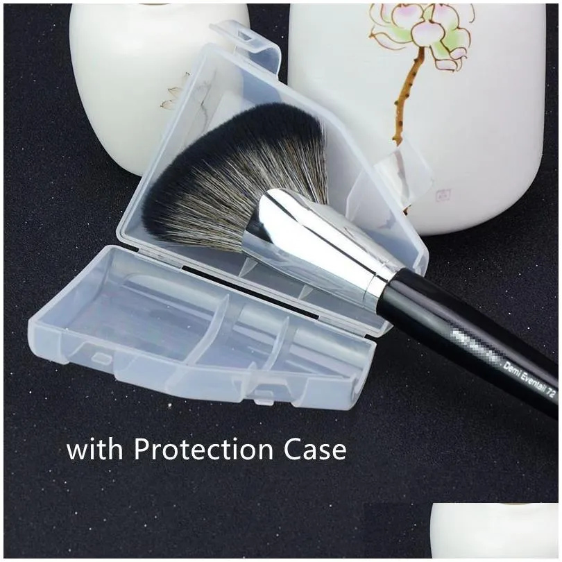 Pro Demi Fan Makeup Brush 72 Featherweight Soft Bristle Seamless Setting Powder Cosmetics Brush Beauty Tools8100863