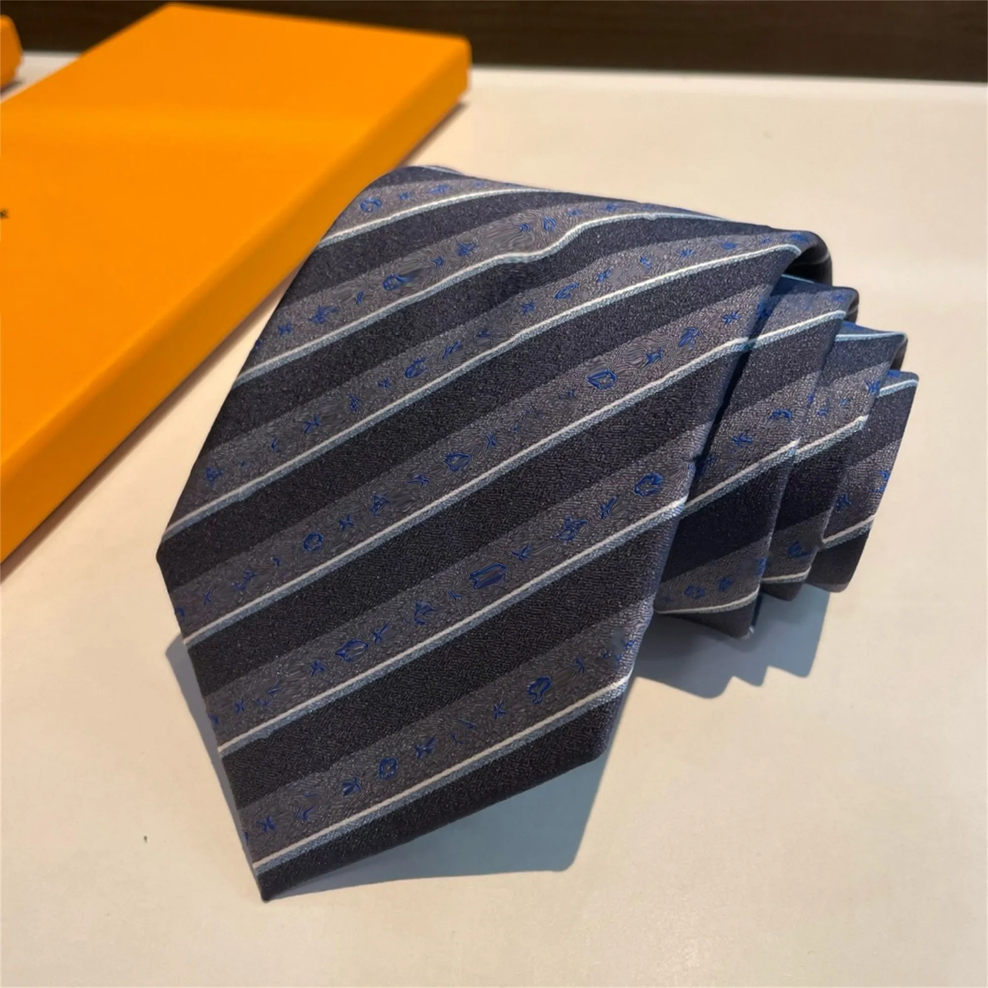 Il designer maschile lega il 100% di seta jacquard marchio classico cravatta fatta a mano per uomini per gli uomini, cravatta per il collo della moda casual e business con scatola 024