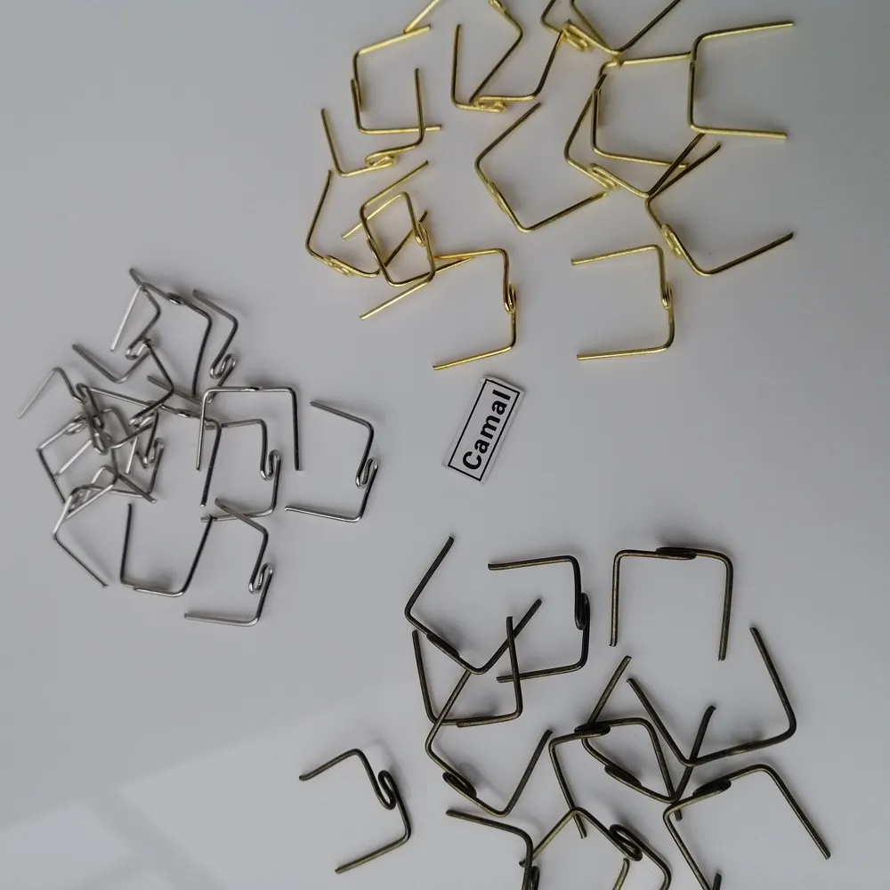 カマル100pcs 14mm 3色ツイストMクリスタルプリズム用ピンコネクタビーズシャンデリアペンダントランプハンギング照明パーツ