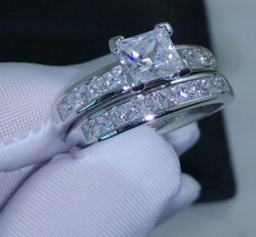 Tamanho do luxo 5678910 Jóias 10kt Gold branco preenchido com topázio Princesa corte simulado diamante anel de casamento Presente com Box670988836668849