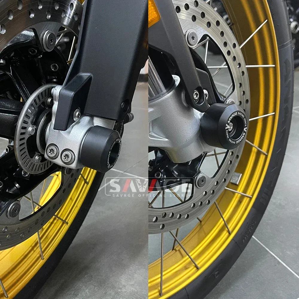 thumbnail image 2 of Front & Rear Axle Crash Protector Set For Suzuki GSX-R 600/750/1000 – CNC Aluminum 2 of 5