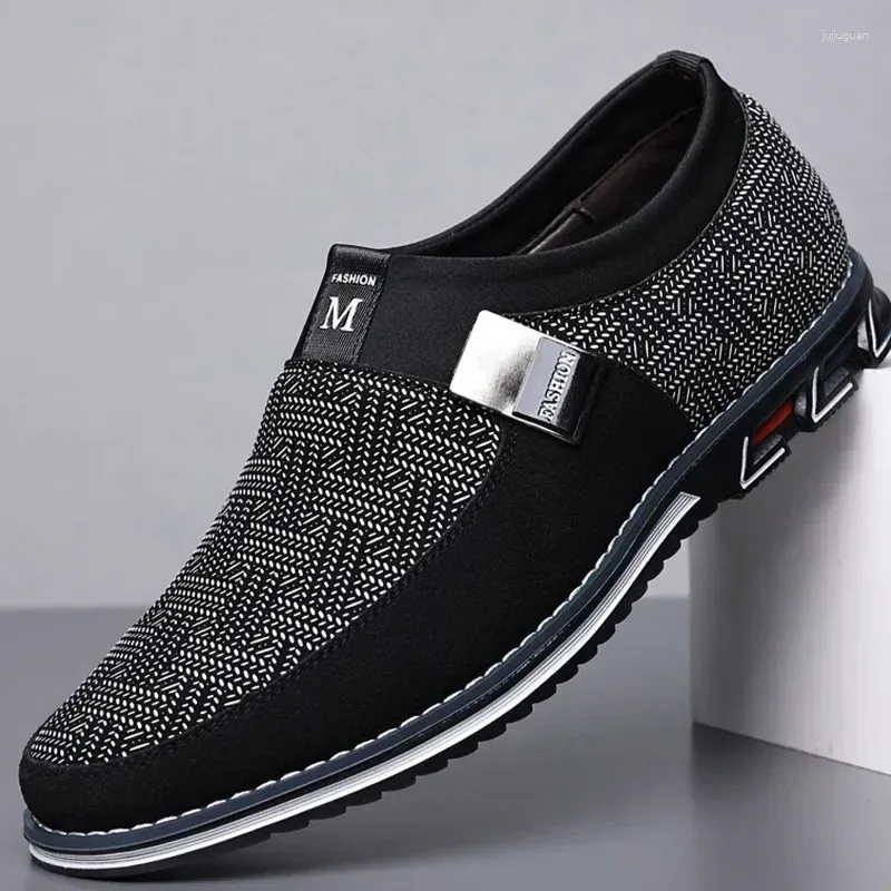 Casual Shoes Flat för män med Slip-On Design Lätt antiskidläder under alla säsonger plus storleksalternativ