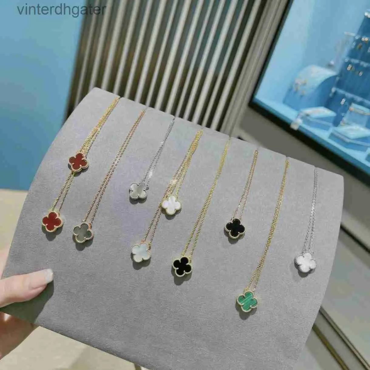 High -end Vancelfe Brand Designer ketting klaver ketting Hoge versie S925 Sterling Silver Single Single Flower Natural Trendy Designer Brand Sieraden