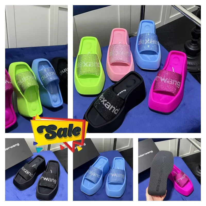 Designer Sandals Slippers Luxury Womens Velvet material rhinestone Velcro tape party Soft Rooms GAI Size 35-42 6cm-10cm beach black shoemaker