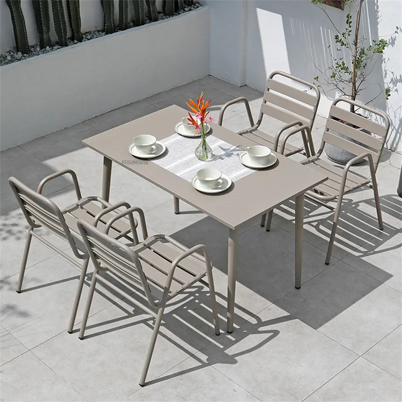 aluminum round table and chairs