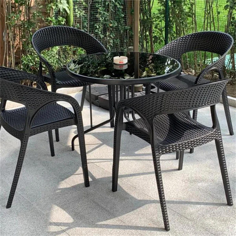 plastic garden table and 4 chairs