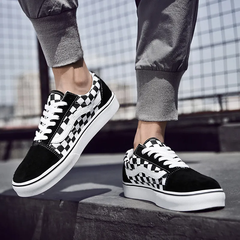 Vanvans Canvas-Schuhe mit konkav konvexem Mark Low Top Board Schuhe mit schwarzen weißen Schachbrett-Checker Schuhen weibliche Designerschuhe Freizeitsportschuhe 35-44