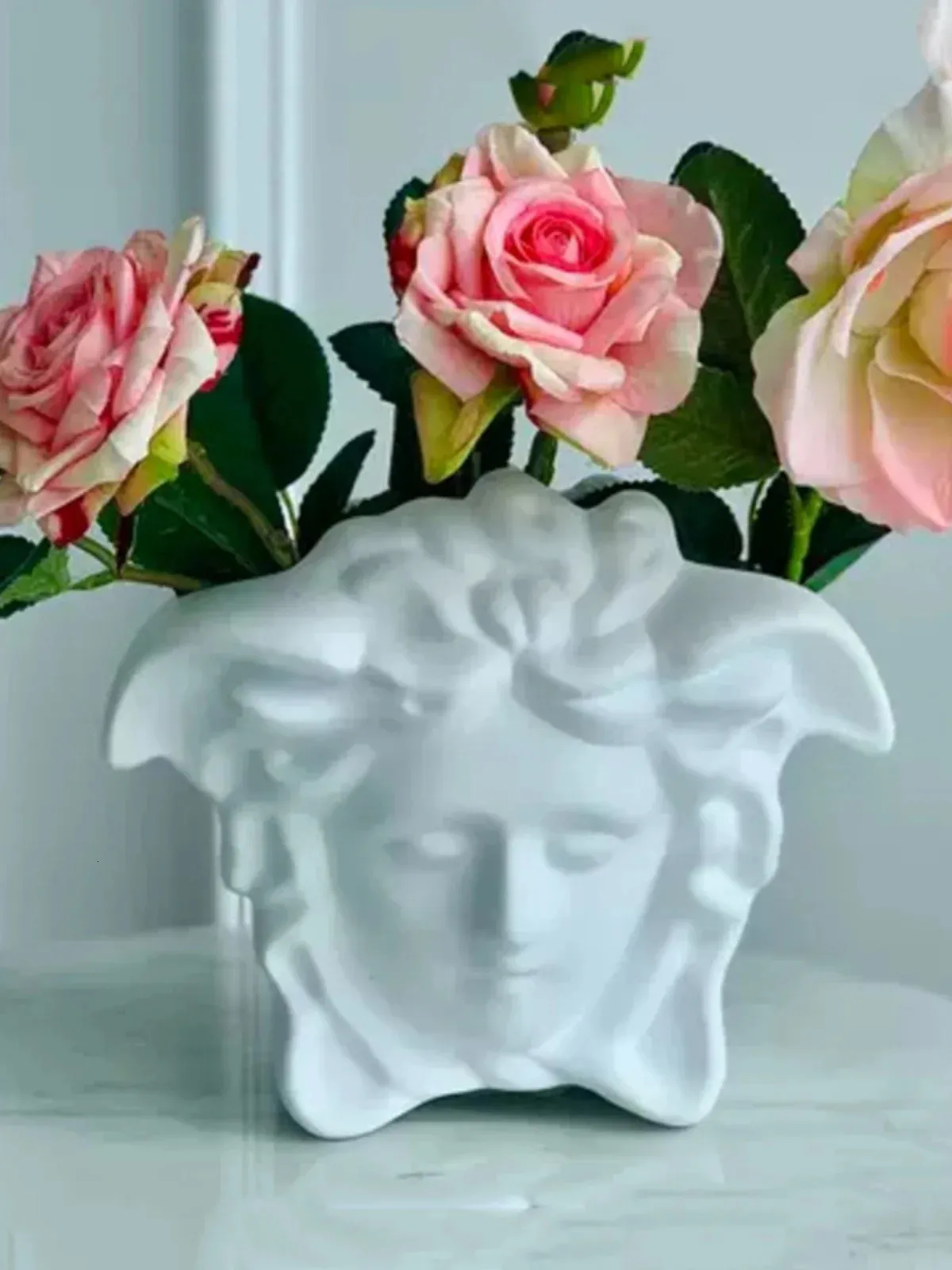 Vaso de resina de rosto humano nórdico Vaso Medusa Arranjo de flores Vaso de flor moderno Vaso de flores seco de luxo Decoração de interiores Home 240329