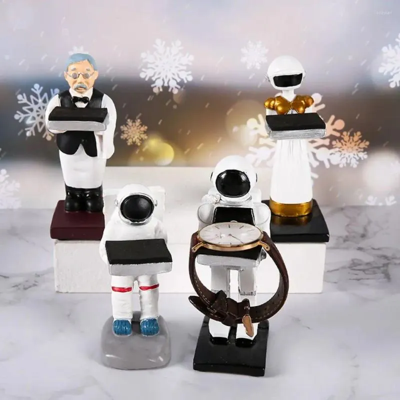 Regarder des boîtes Creative Fashion Resin Holder Box Box Astronaut Affichage