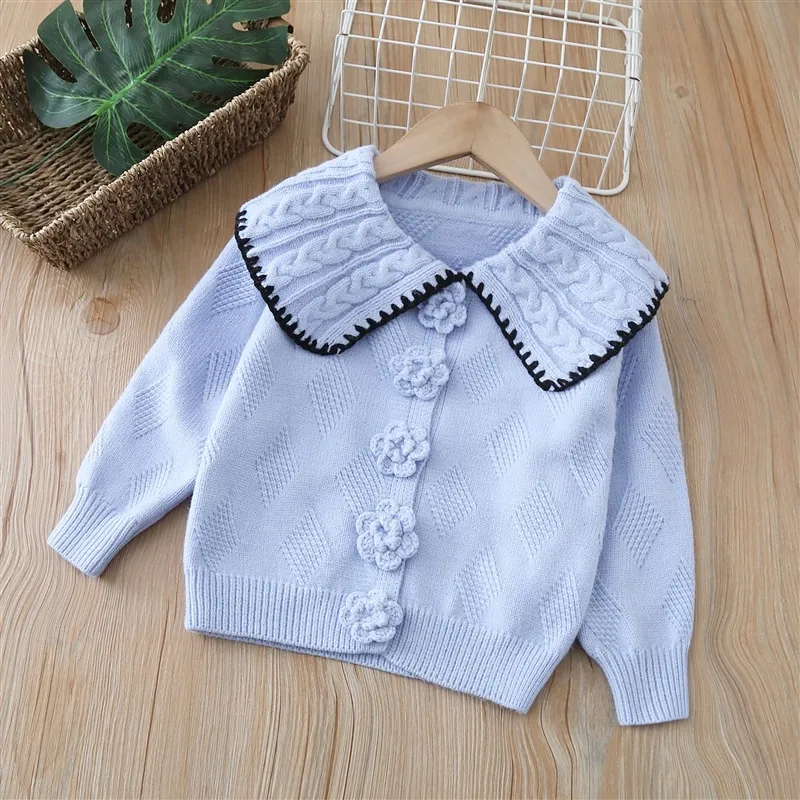 Flickor stickade jackor Spring Autumn Children Woolen Cardigan Sweaters kläder för 1 till 6 år gamla barnrockar