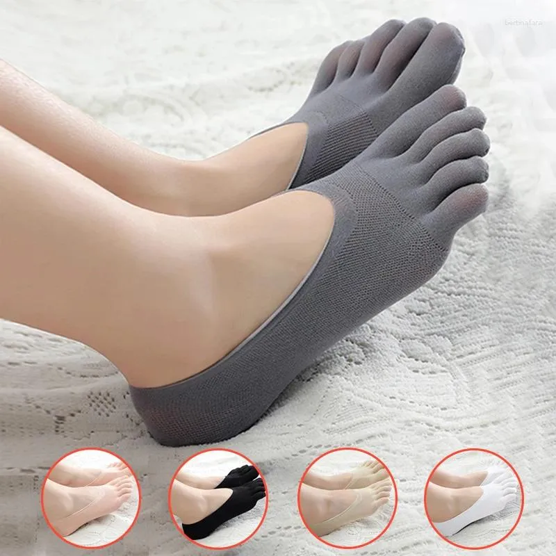 Kvinnors strumpor 1Pair Summer Five-Finger Female Ultrathin Sock Funny Toe Invisible Sokken Silicone Anti-Scid Anti-Friction