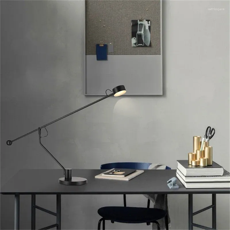 Lampy stołowe Temar Współczesna lampa LED prosta konstrukcja Regulowane światło zabytkowe biurko do domu