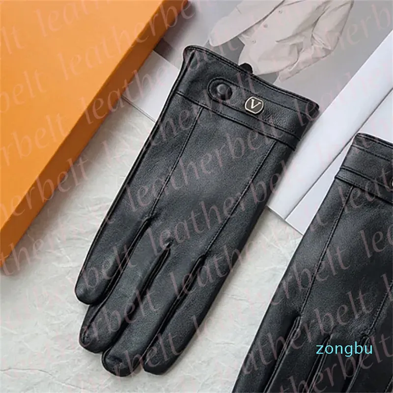 Luxury Designer Leather Mittens Men Black Sheepskin Gloves Letter Warm Cashmere Five Fingers Gloves Mens Outdoor Driving Ski Glove