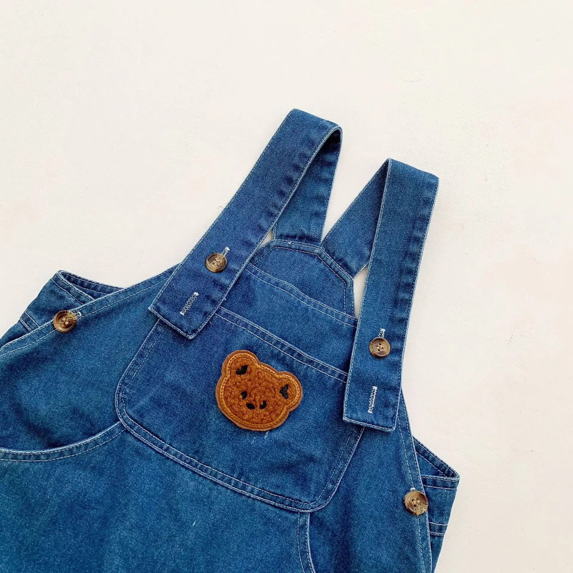 Visgogo Baby Lente herfstkleding Beer borduurwerk denim jumpsuit zwart gestreepte bodem t -shirt baby jongens meisjes schattig set