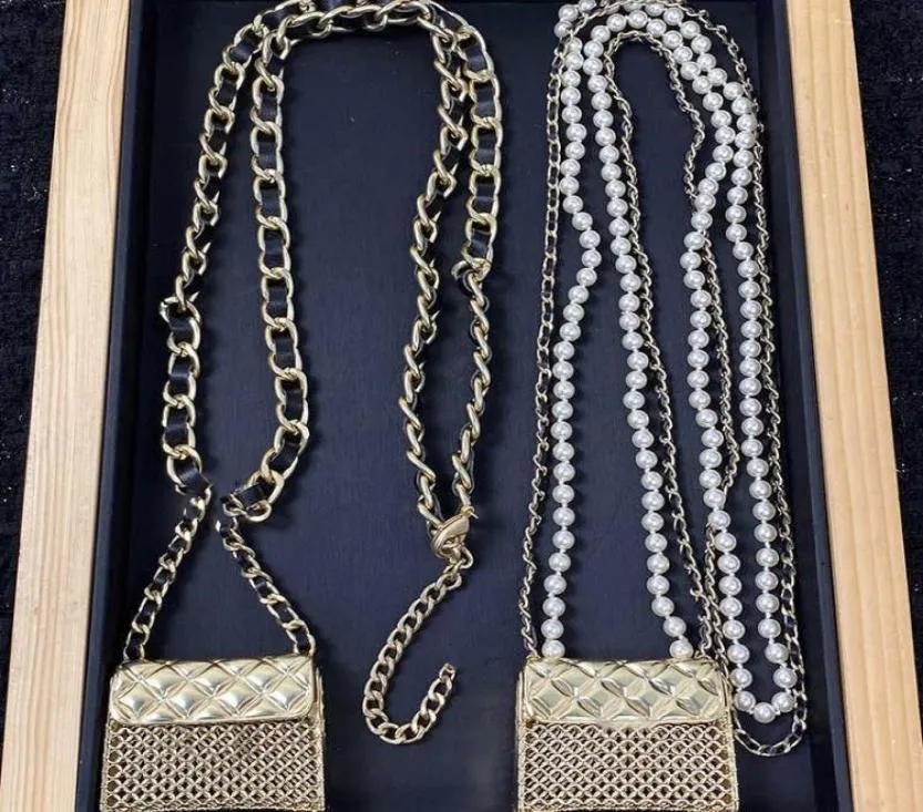 2021 Toppkvalitet Fashion Party Jewelry Pearls Bags Halsband Luxury Party Long Belt Vintage Beads Leather Chain Bag Pendant Chain4138095