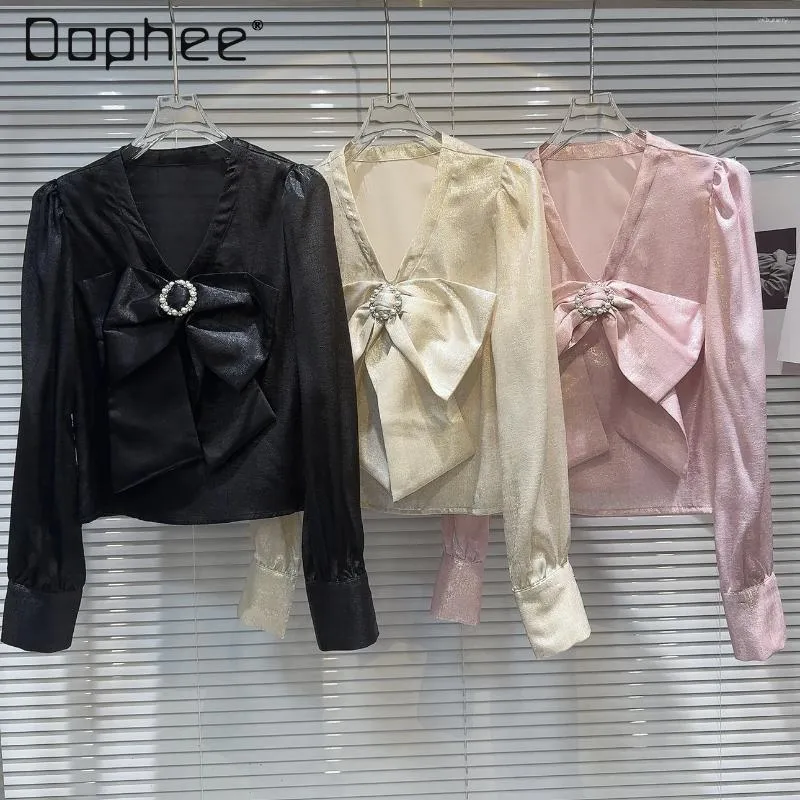 Blouses des femmes Sweet Pearl Big Bow Shirts pour les femmes 2024 printemps élégant mondain de couleur solide en V V et femme à manches longues