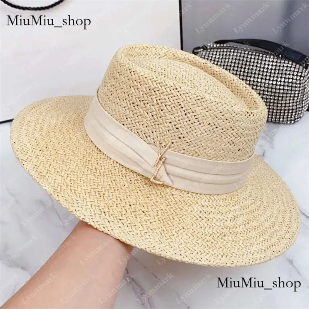 Gold Buckle Straw for Woman Designer Beach Hats Summer Grass Braid Mens Flat Fitted Bucket Hat Bob Vacation Sunhats 7904