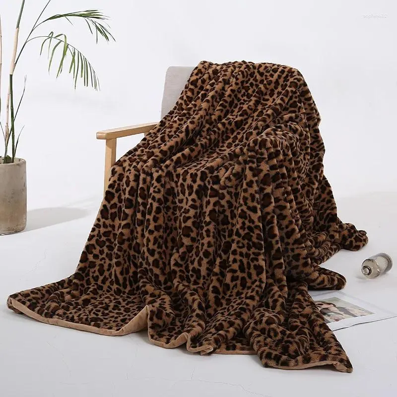 Mantas Patrón de leopardo Manta Cabello Velvet de terciopelo Cubierta de sofá en stock Pequeña siesta