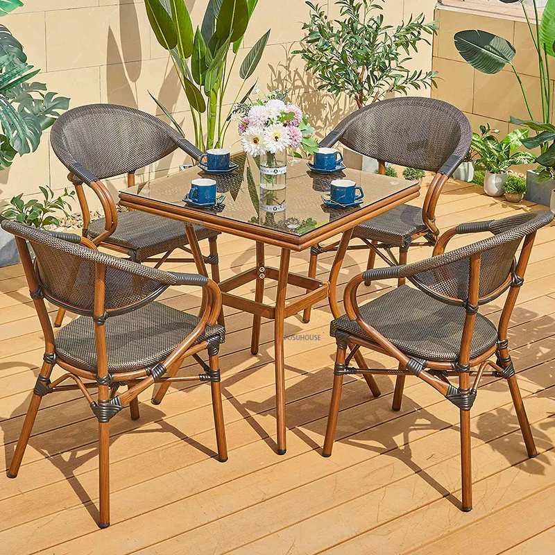 Table et chaise de balcon extérieur ensemble Luxury Luxury Patio extérieur Perte Table Table Rotin chaise ménage