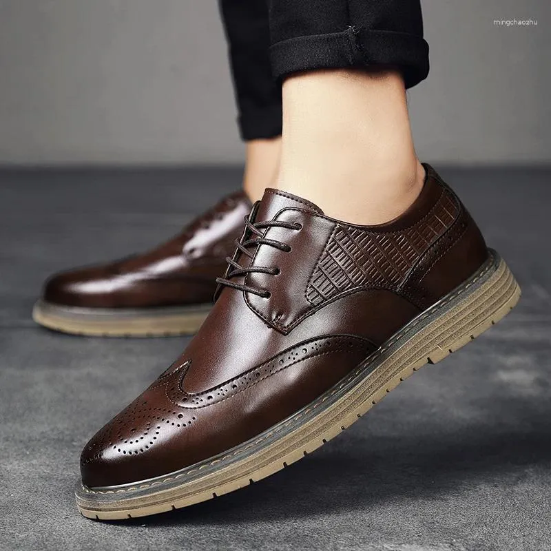 Casual Shoes Brogue Carved Men's Comfortable Lace-up Loafers Business Formal Wear Thick-soled Designer