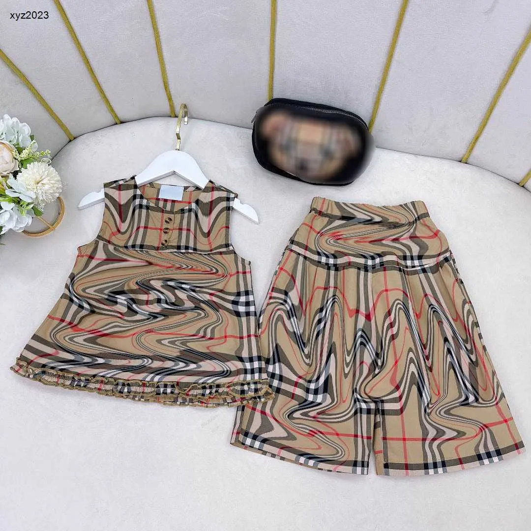 Fashion baby tracksuits girls Two piece set kids designer clothes Size 100-150 CM Summer Sleeveless T-shirt and wide leg pants 24April