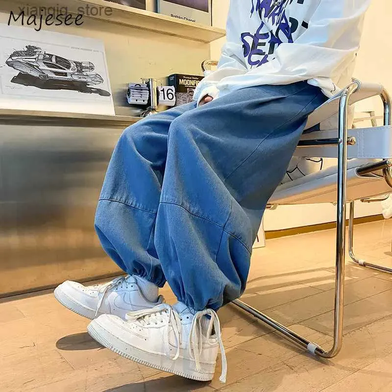 Jeans de jeans masculino Men japonês Bloomers Larra larga calças de perna larga moda de rua alta Lavagem Lava as roupas de tração solta lada L49