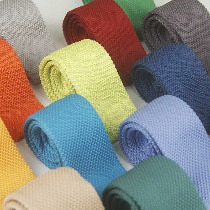 Nuevo plano de 5 cm de color puro lana de punto