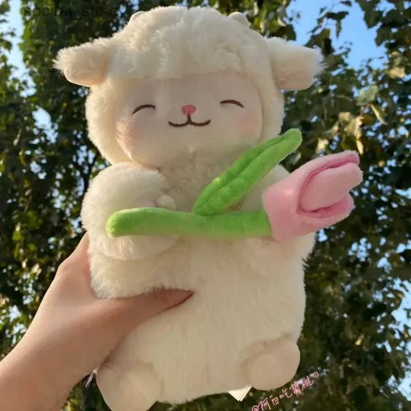 Animali di peluche imbottiti kawaii giocattolo di pecora ripieni di peluche di pecora bianca dolce tulip fiore morbido peluche peluche per regali di compleanno per bambini l411