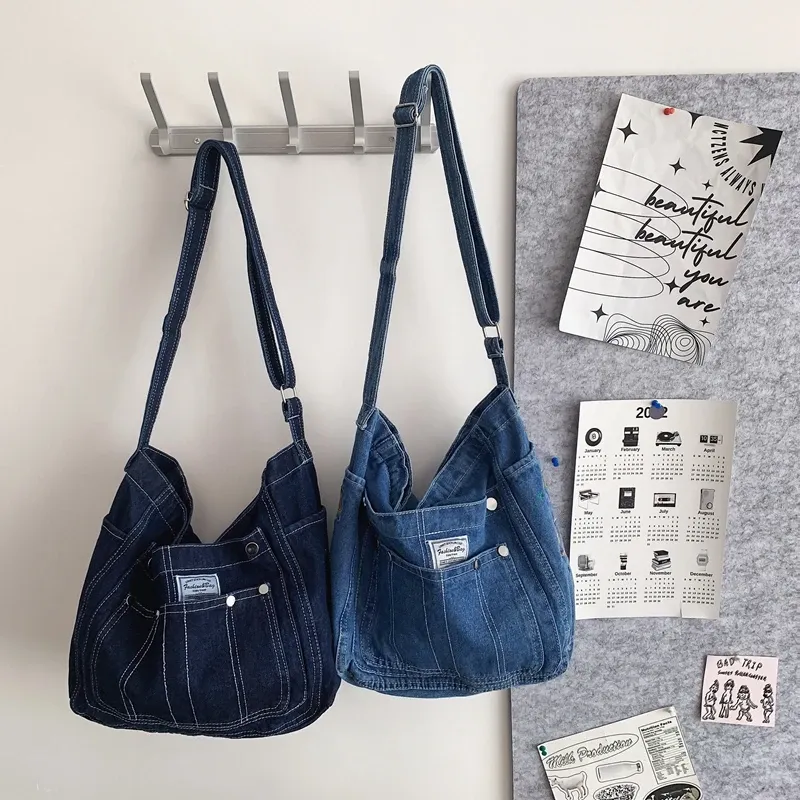 Tvättade denim tygväskor för kvinnor axel bok väska blå jean stjärna broderi multi-pocket stor kapacitet shopper messenger y2k väska