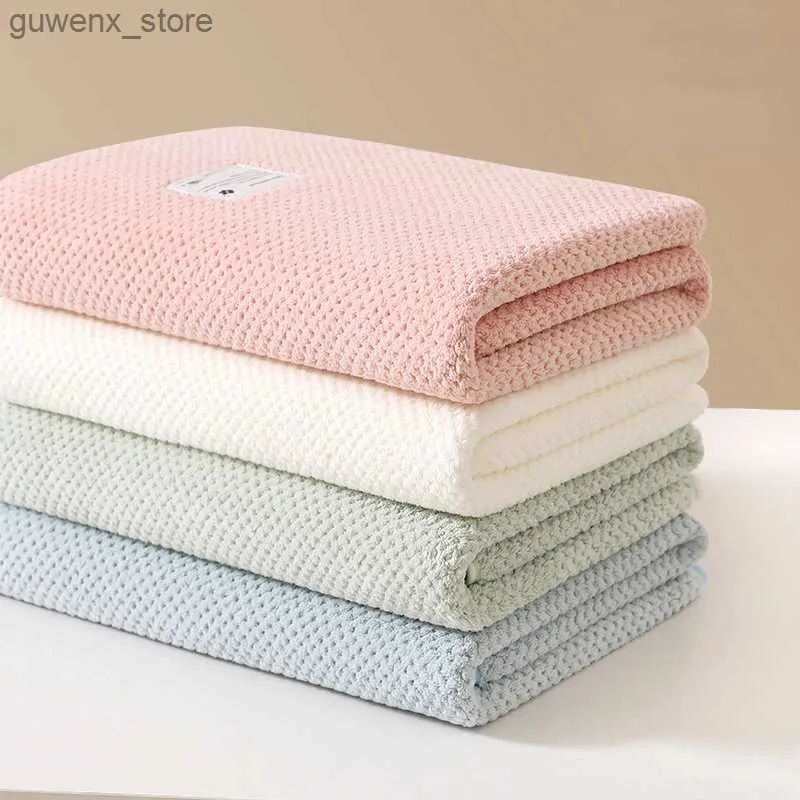 Couvertures émouvantes Soft Fleece Baby Bath Tourneau nouveau-né bébé couverture absorbant épais absorbant Children Baignage des serviettes de plage enveloppe Y240411