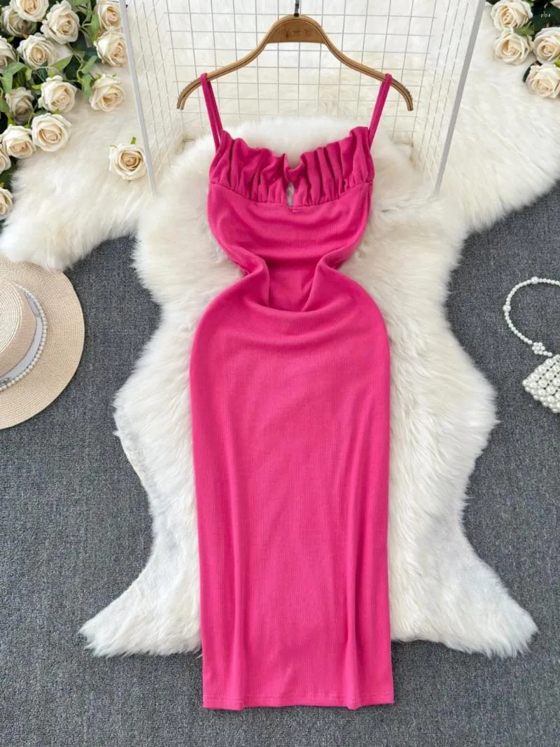 Lässige Kleider Foamlina Frauen Spaghetti -Strap Bodycon Midi Kleider Sommer Massive, Rucked Square Neck geschnittene Ärmeln Rückenrank Slim Party