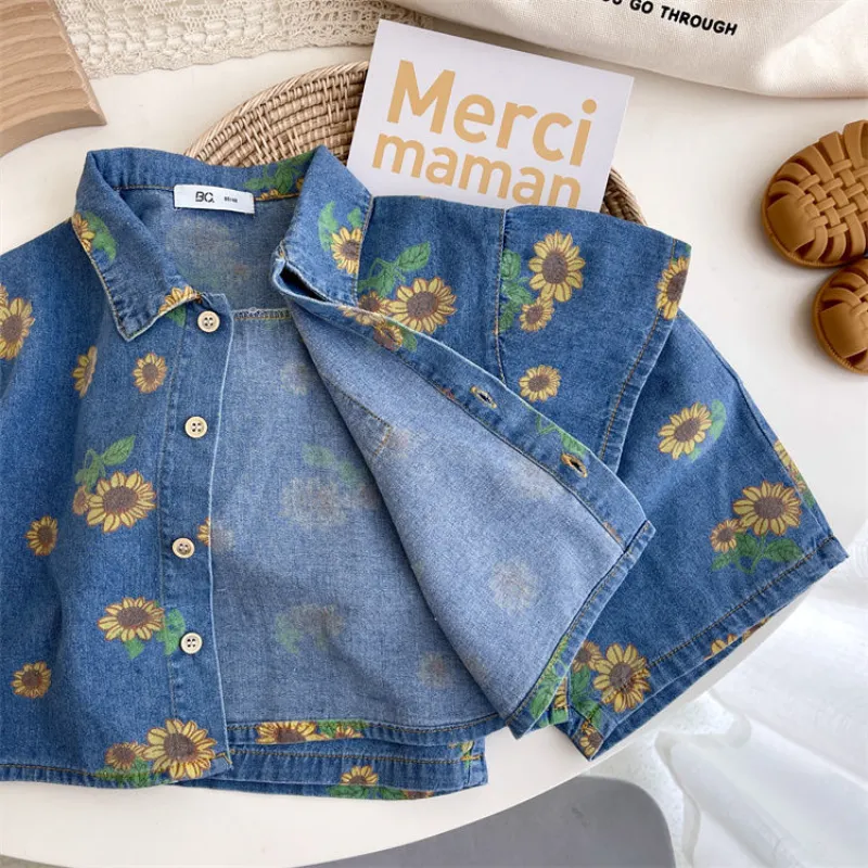 2023 Summer Kids Denim Shirts Set Boys Girls Shirts Short Shorted Shorts Stampa margherita per bambini a due pezzi Set sciolti casual