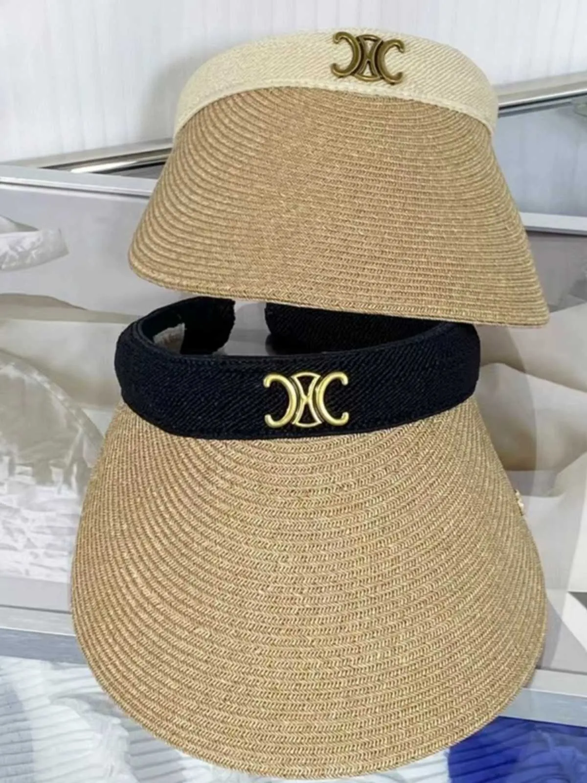 Celies Sun Hat Bull Good Metal Logo Triumphal Arch trawnik Pusten Golow Top Women Women Outdoor Beach Ochrona przeciwsłoneczna i cieniowanie