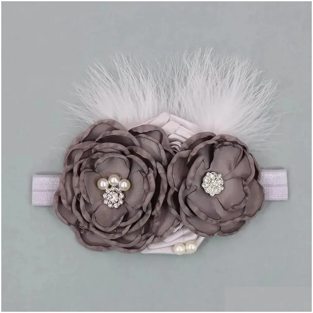 Hårtillbehör 10 datorer / Lot Feather Stain Flower Baby Girl Headband med spandex Elastic Band Pearl Rhinestone Headwear Kids 240328 OTU8G