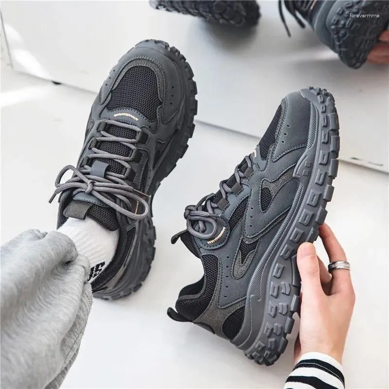 Casual Shoes Men Sneakers Spring Fashion Biała platforma Sport Running Man Oddychający grube Sole Nie poślizgowe zapatillas hombre D241