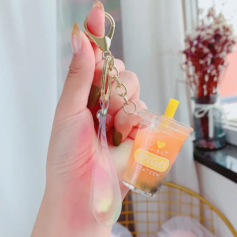 Creative Floating Unicorn Milk Tea Cup Bottle Keychain Cute Fruit Daisy Cat Bubble Tea Quicksand paljetter Liquid Car Keys Chain Chain