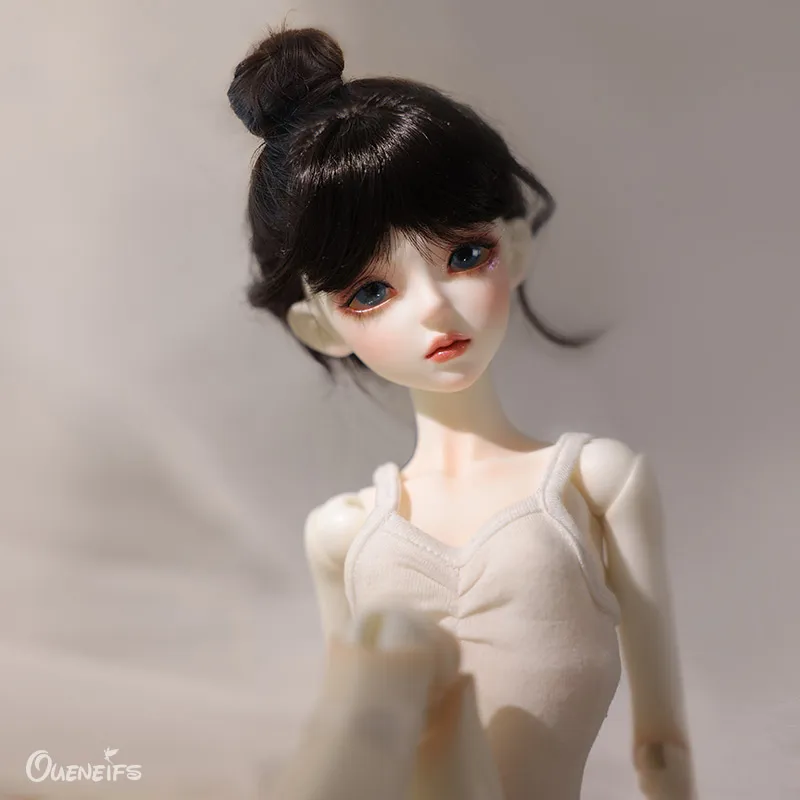 Miniature (19 Cm) Porcelain Ball Jointed Doll Lady